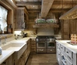 Chalet Emerald: Kitchen