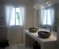 Villa Almuzara: Bathroom