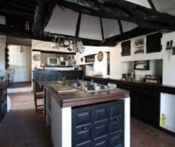 Villa Caballeros: Kitchen