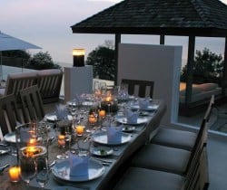 Villa Surin: Al fresco dining