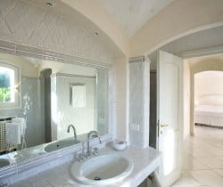 Villa Maia: Bathroom