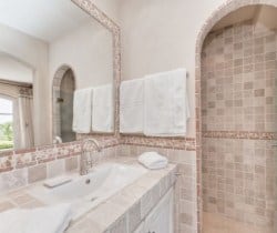 Villa Amelie: Bathroom