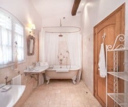 Villa Puccini: Bathroom