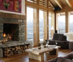 Chalet Holly: Fireplace