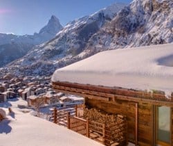 Chalet Karya: Mountains view