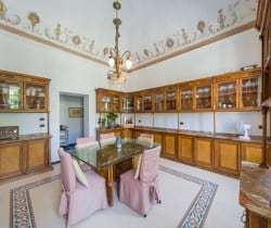 Villa-Galliana-Breakfast-room