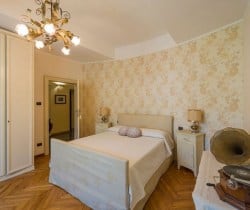 Villa-Galliana-Bedroom