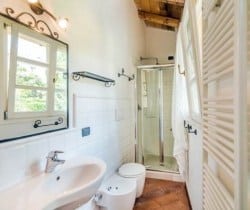 Villa-Galliana-Bathroom