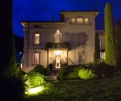 Villa-Valli-Exterior-by-night