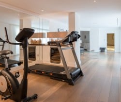 Villa-Nissaki-Fitness-room