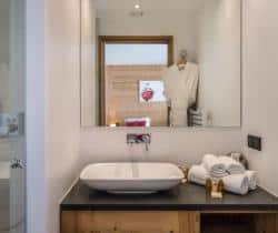 Chalet-Acel-Bathroom