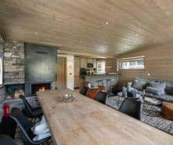 Chalet-Lauder-Dining-room