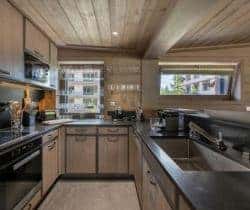 Chalet-Lauder-Kitchen