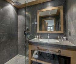 Chalet-Lauder-Bathroom