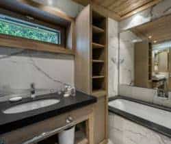 Chalet-Lauder-Bathroom