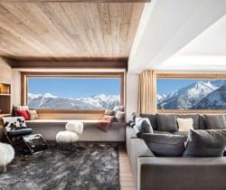 Chalet Maxim-Living room