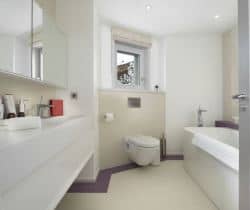 Chalet-Saint-Bathroom