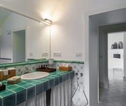 18Villa-Scarlatta-Bathroom