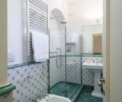 21Villa-Scarlatta-Bathroom