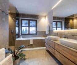 Chalet-Balen-Bathroom