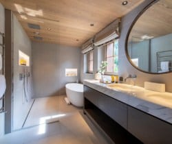 Chalet-Chaudanne-Bathroom