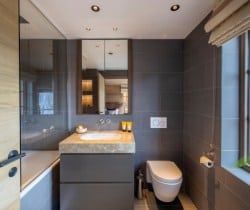 Chalet-Chaudanne-Bathroom