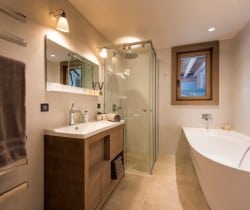 Chalet-Renarde-Bathroom