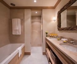 Chalet-Rhodos-Bathroom