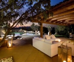 Villa Rosae: Outdoor chill out area