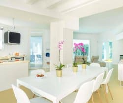 Villa-Antares-Dining-room