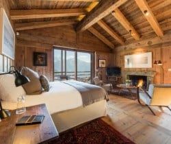 Chalet-Ames-Bedroom