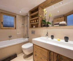 Chalet-Elsie-Bathroom