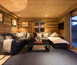 Chalet-Ransou-Living-room