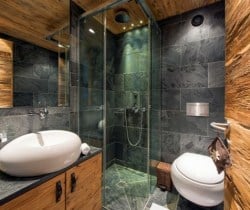 Chalet Wildrose: Bathroom