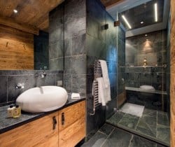 Chalet Wildrose: Bathroom